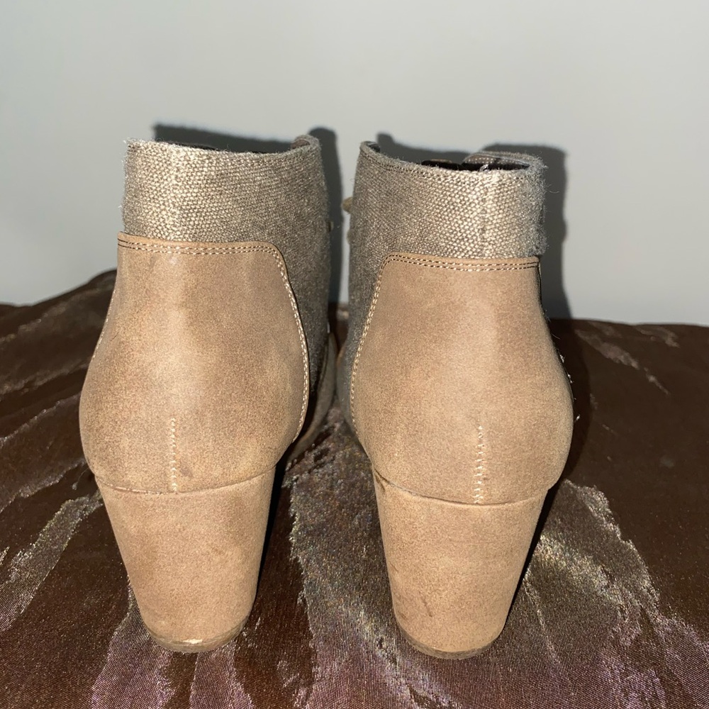 Pierre Dumas Wedge Boots.